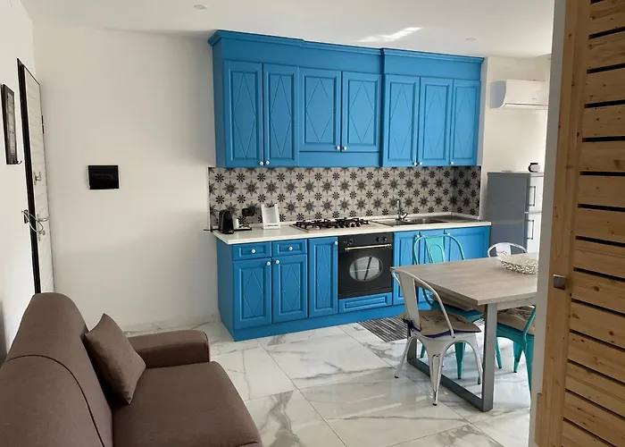 לינה וארוחת בוקר Il Duomo ג'ויה טאורו