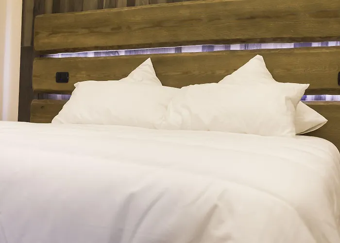 Il Duomo לינה וארוחת בוקר ג'ויה טאורו